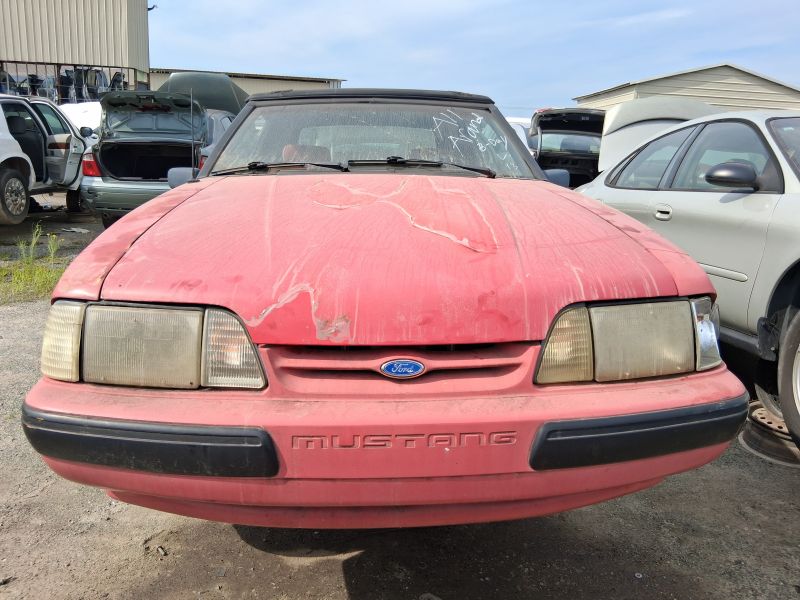 1990 Ford Mustang